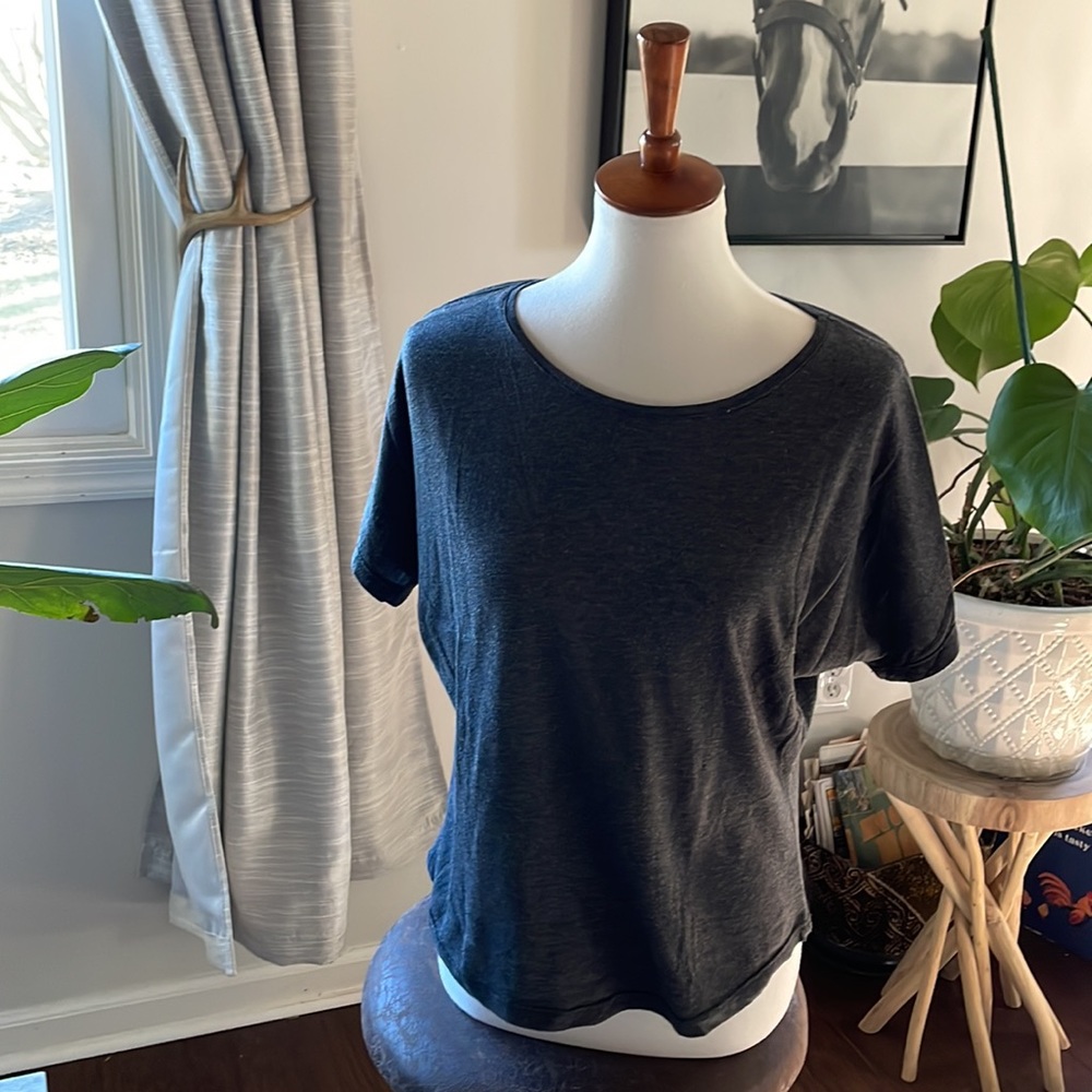 dELiA*s dolman sleeve tee (M)